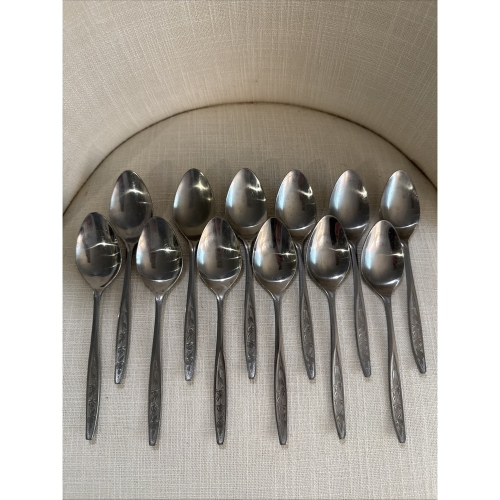 12‎ Big Soup Spoon CUS1 Custom Craft Stainless Roses Flowers Taiwan